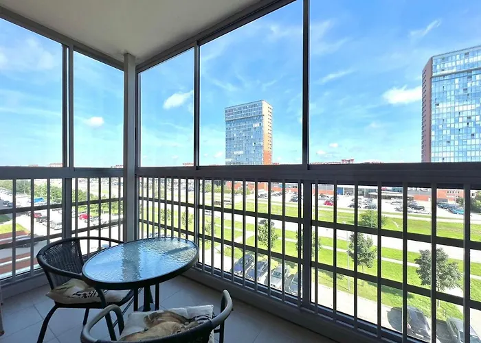 On Avenue Taikos 120 C