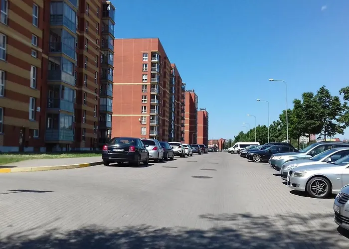 On Avenue Taikos 120 C *